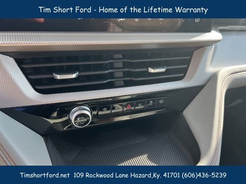 New 2025 Ford Explorer Active image 11