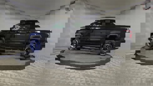New 2026 Chevrolet Silverado EV Trail Boss image 6