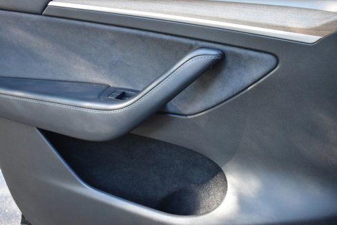 Used 2023 Tesla Model Y Long Range image 20