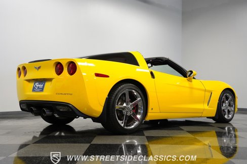 Used 2008 Chevrolet Corvette Coupe w/ Preferred Equipment Group image 27