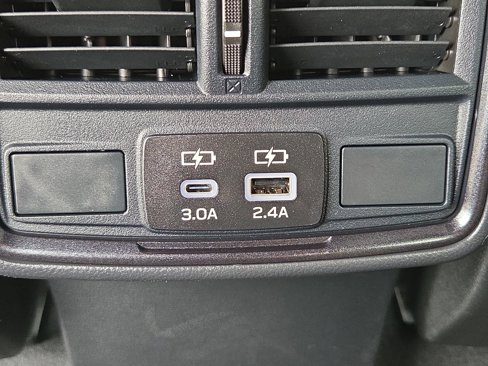 Certified 2025 Subaru Forester Limited image 16