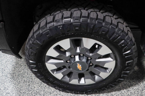 Used 2024 Chevrolet Silverado 2500 Custom w/ Custom Convenience Package image 12