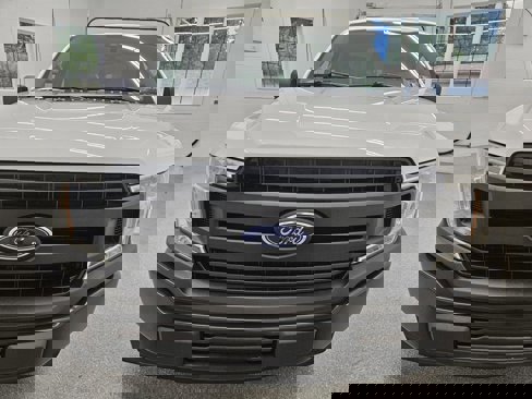 Used 2020 Ford F150 XL w/ Trailer Tow Package image 2