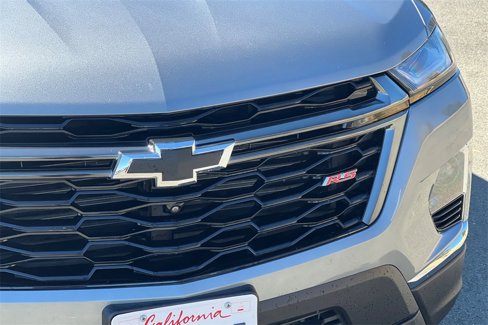 Used 2023 Chevrolet Traverse RS image 7