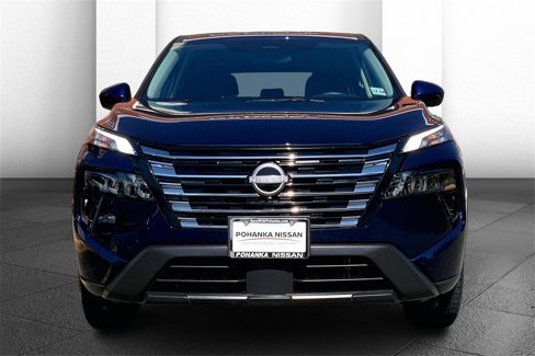 Certified 2025 Nissan Rogue SV image 2