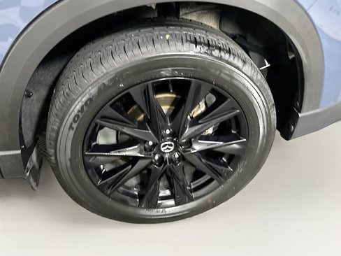 Used 2024 MAZDA CX-5 Carbon Edition image 11