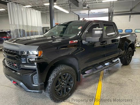 Used 2020 Chevrolet Silverado 1500 LT Trail Boss w/ Midnight Edition image 4