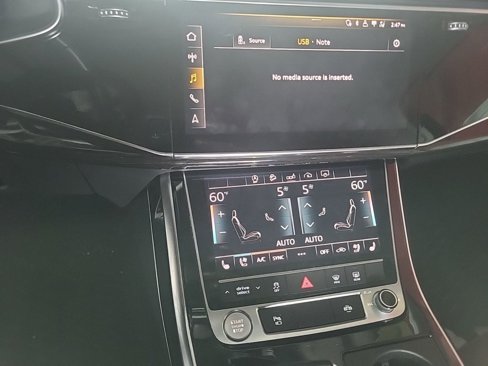 Used 2020 Audi Q7 3.0T Premium Plus w/ Premium Plus Package image 11