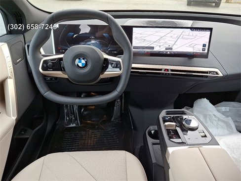 Used 2026 BMW iX xDrive60 image 10