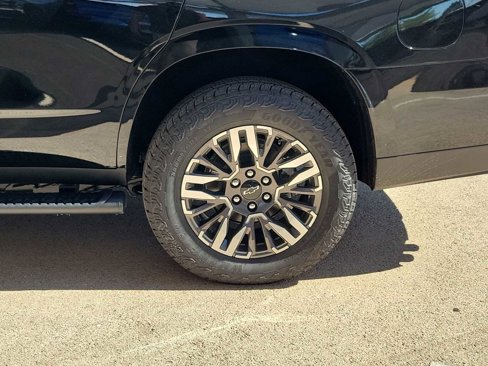 New 2026 Chevrolet Tahoe Z71 image 8