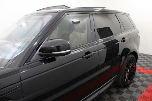 Used 2017 Land Rover Range Rover Sport HSE image 8