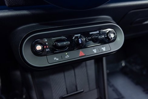 Certified 2025 MINI Cooper S image 21