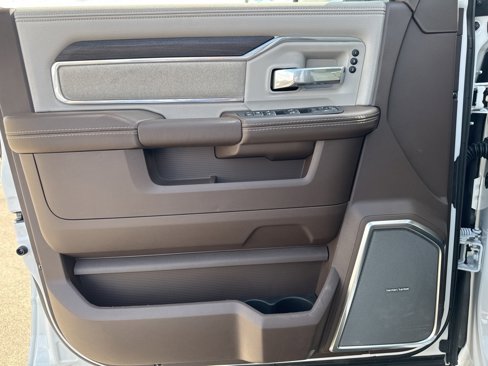 New 2025 RAM 3500 Laramie image 32