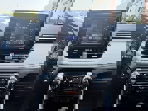 Used 2022 Toyota RAV4 XLE image 28