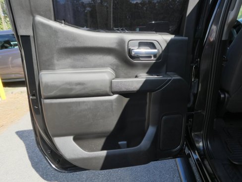 Used 2020 Chevrolet Silverado 1500 LT image 25