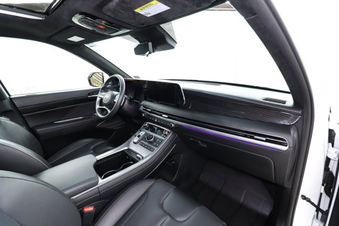 Used 2024 Hyundai Palisade Calligraphy image 15