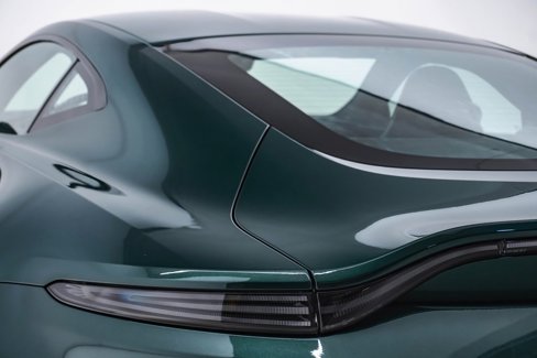 New 2026 Aston Martin V8 Vantage Coupe image 12