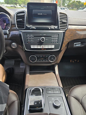 Used 2017 Mercedes-Benz GLS 450 4MATIC image 16