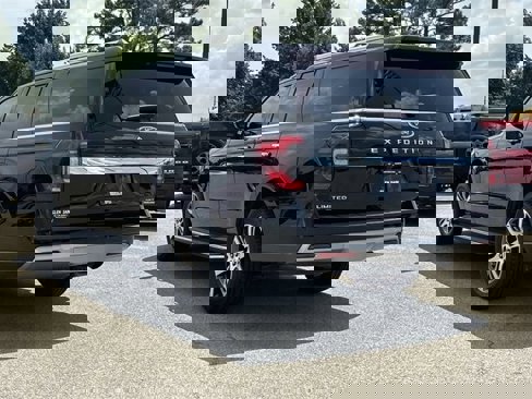 Used 2022 Ford Expedition Max Limited image 7