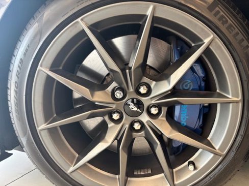 Used 2025 Ford Mustang Dark Horse image 9