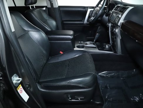 Used 2016 Toyota 4Runner Limited image 35