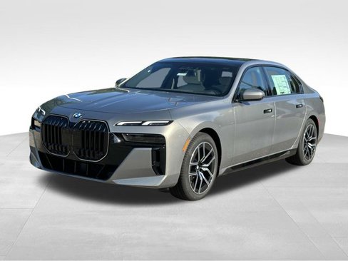 New 2025 BMW 760i xDrive image 5
