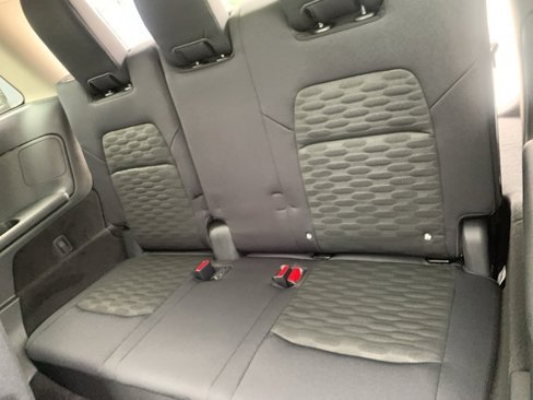 New 2025 Nissan Pathfinder SV w/ SV Premium Package image 26
