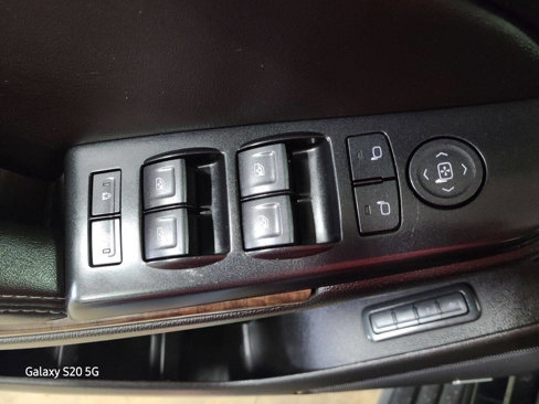 Used 2019 Chevrolet Tahoe LT image 30