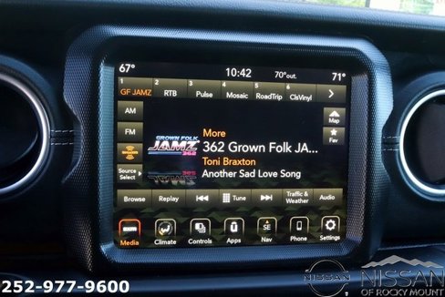 Used 2023 Jeep Wrangler Unlimited Sahara image 28
