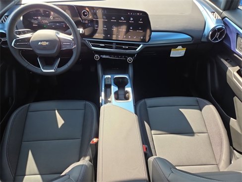 New 2026 Chevrolet Equinox EV LT image 19