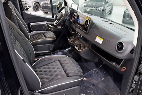 Used 2024 Mercedes-Benz Sprinter 3500 image 30
