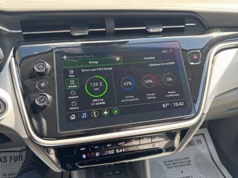 Used 2023 Chevrolet Bolt EUV Premier image 22