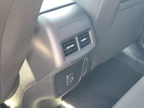 Certified 2024 Chevrolet Equinox LT image 11