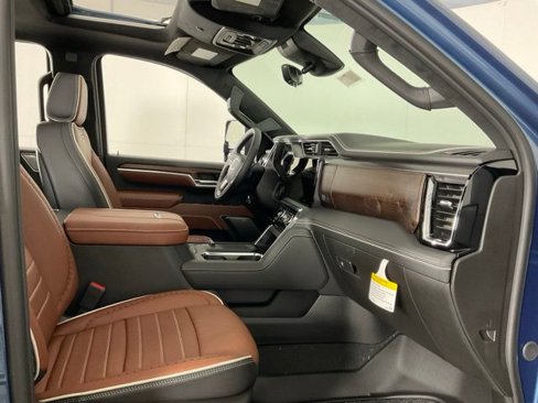 New 2025 GMC Sierra 2500 Denali Ultimate w/ Max Trailering Package image 31