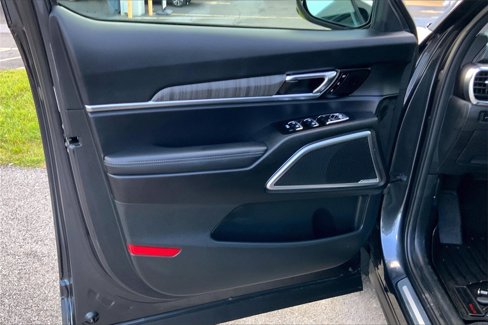 Used 2024 Kia Telluride SX Prestige image 23