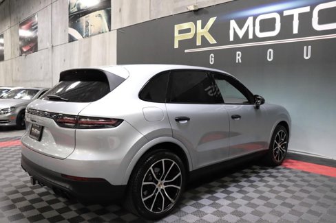 Used 2021 Porsche Cayenne image 9