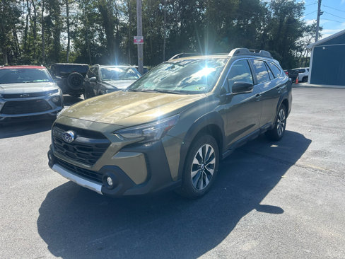 Used 2024 Subaru Outback Limited XT image 1