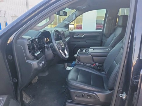 Used 2024 GMC Sierra 1500 SLT image 11