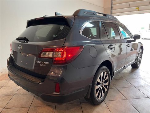 Used 2017 Subaru Outback 3.6R Limited image 7