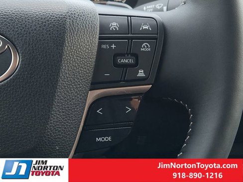 Used 2026 Toyota Crown Platinum image 30