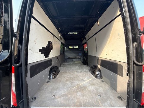Used 2019 Mercedes-Benz Sprinter 170 Cargo image 24