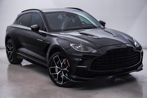 Used 2025 Aston Martin DBX 707 image 3