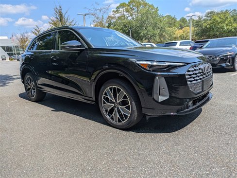 New 2025 Audi Q5 Premium Plus image 10