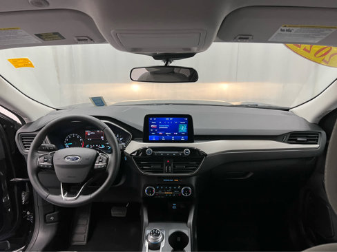 Used 2022 Ford Escape SE w/ SE Sport Appearance Package image 31