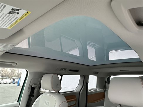 New 2025 Volkswagen ID. Buzz 1st Edition image 20