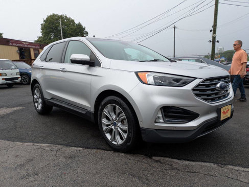 Used 2019 Ford Edge Titanium w/ Equipment Group 301A image 4