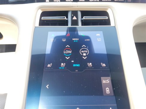 Certified 2023 Porsche Taycan 4S image 14