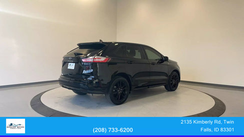 Used 2022 Ford Edge ST-Line w/ Cold Weather Package image 7