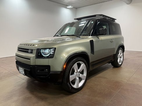 Used 2024 Land Rover Defender 90 X-Dynamic SE image 39