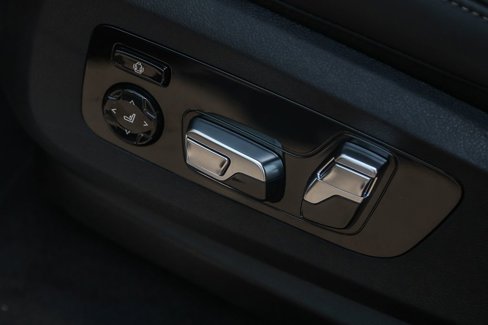 New 2026 BMW X6 M60i image 21
